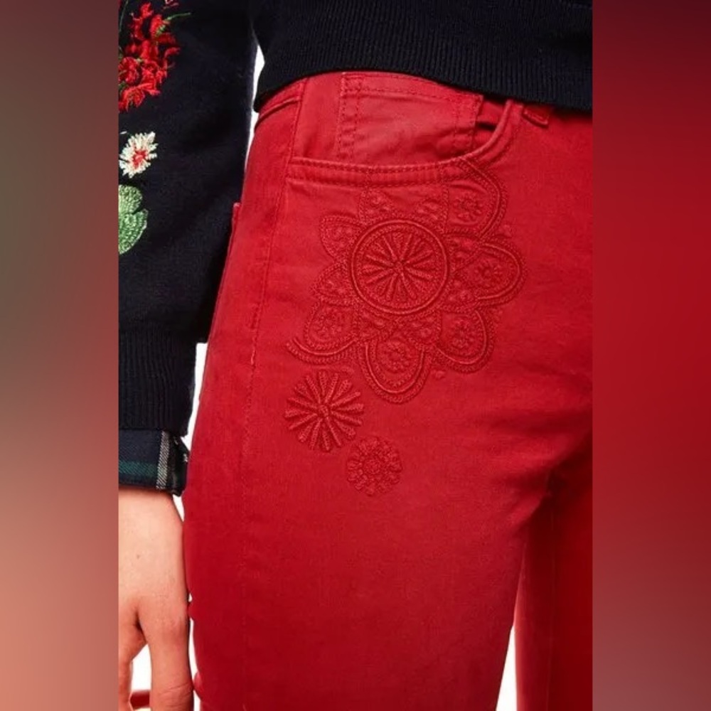 Desigual Angelinass Red Embroidered Pants NWT